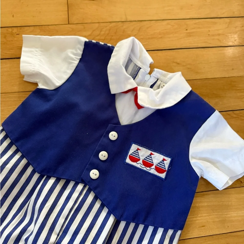 Vintage‎ little boys one piece sailboat print pinstripe blue and white